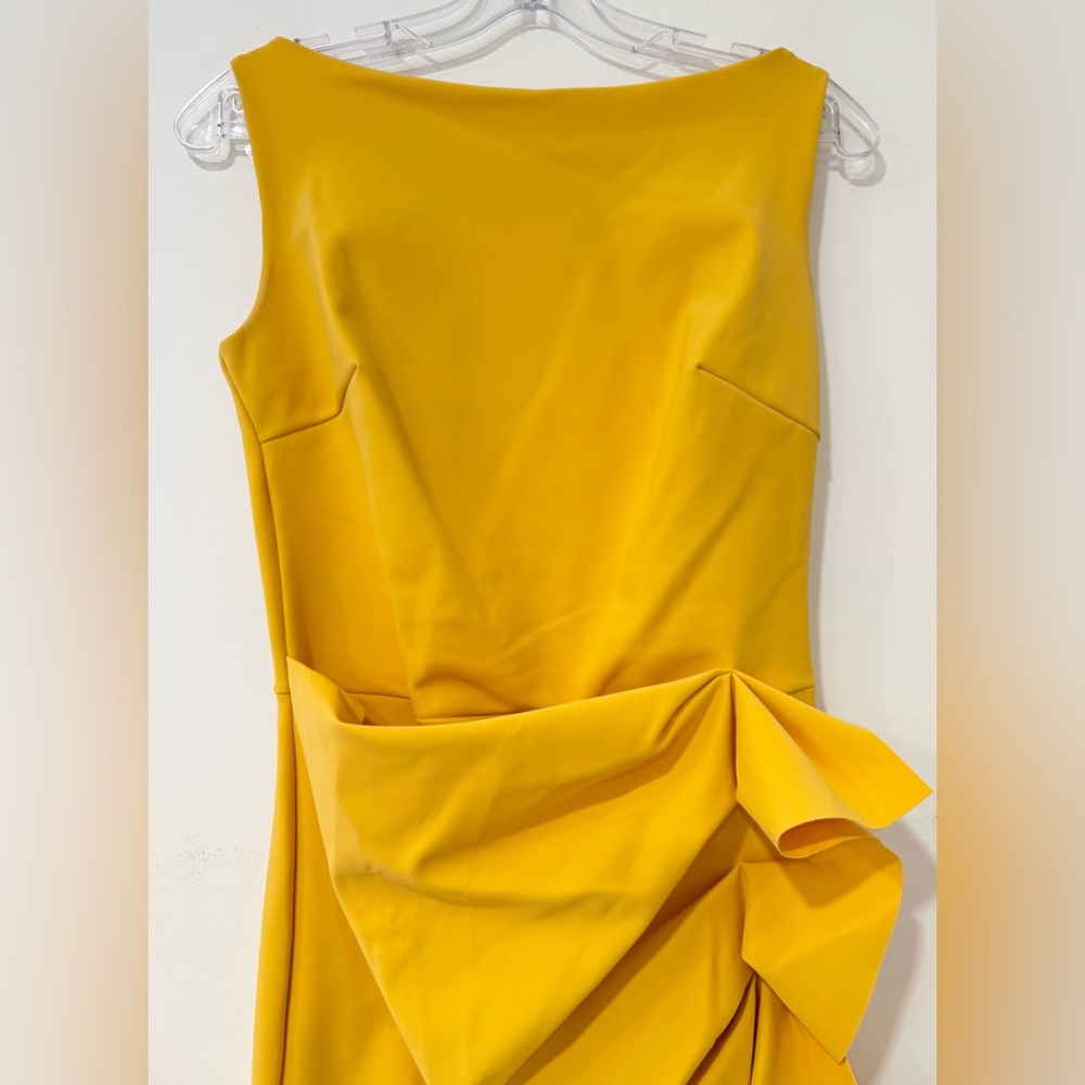 Chiara Boni La Petite Robe
Tradrum Gathered Sheath Dress in Yellow - Picture 5 of 11
